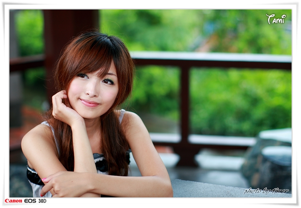 台湾清纯美女-Tami-兒童育樂中心外拍